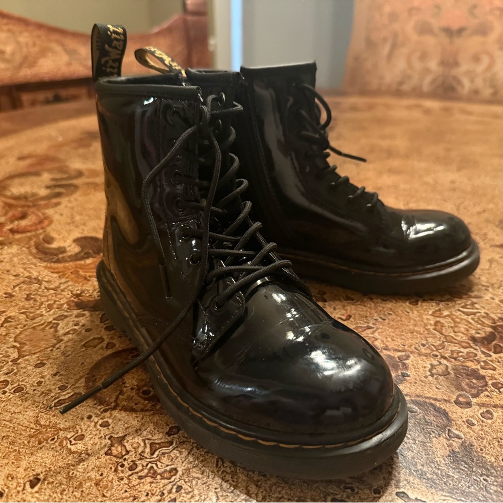 Dr. Martens Kids Black Patent Boots